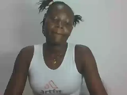 Petitepretty23 online show from 05-16-26, 10:36