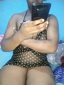 Snapshot of princessnairam chatting on 05-17-26, 04:58 princessnairam online show from 05-17-26, 04:58