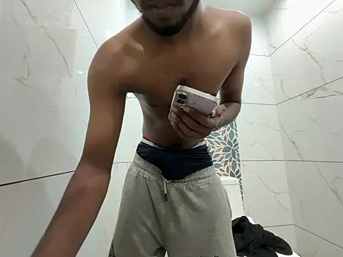 male18in online show from 06-21-26, 08:55