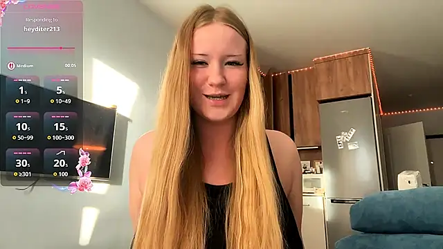 Lisi Kiss  online show from 06-14-26, 05:37