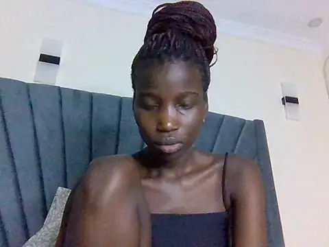 Snapshot of slimy_gal12 chatting on 06-10-26, 06:01 slimy gal12 online show from 06-10-26, 06:01