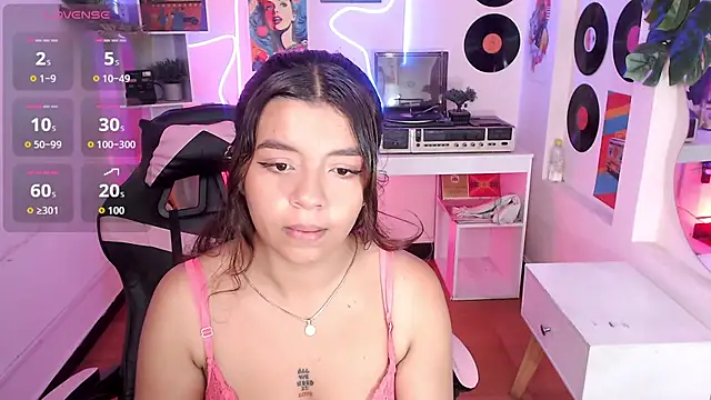 sweety smile  online show from 06-08-26, 07:47