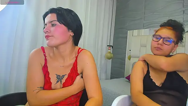 Snapshot of Lia__Kalifa chatting on 05-28-26, 06:00 Lia Kalifa online show from 05-28-26, 06:00