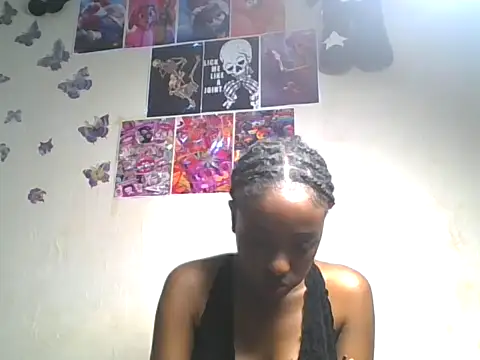Snapshot of loversoncam chatting on 06-29-26, 01:22 loversoncam online show from 06-29-26, 01:22