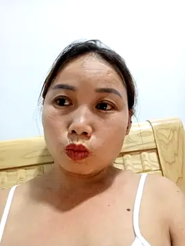HoaHongXanh22 online show from 07-27-26, 03:52