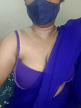 MISS-LOVEV online show from 07-18-26, 05:44