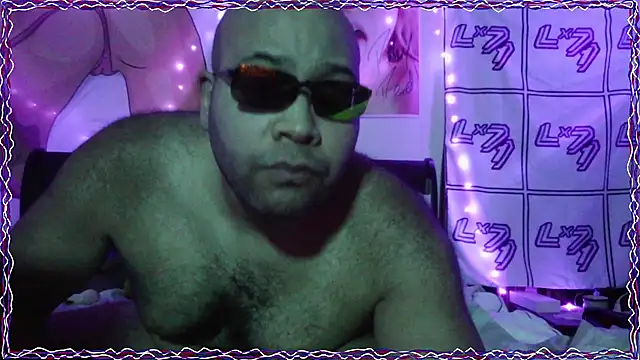 Snapshot of Lx71_XXX chatting on 05-23-26, 04:29 Lx71 XXX online show from 05-23-26, 04:29
