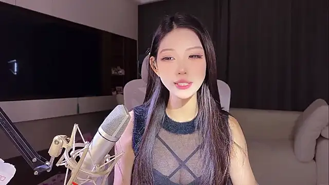 luckybaby520 online show from 05-18-26, 05:02