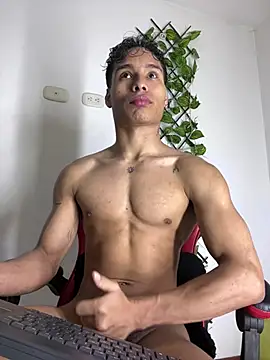 NelModel1 online show from 06-03-26, 11:02