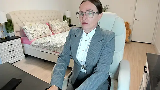 Vika73 online show from 10-17-25, 12:30