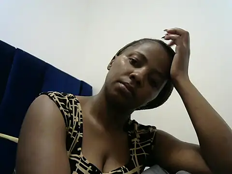 fantasydiva1 online show from 06-06-26, 02:11