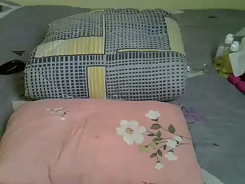 Pearl petite online show from 06-25-26, 08:13