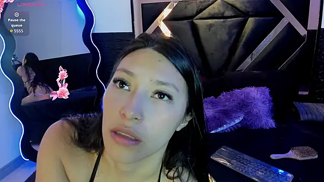 Queen Jen online show from 06-22-26, 03:25