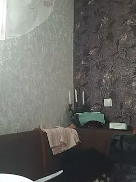 Snapshot of LisichkaOksana chatting on 06-19-26, 07:23 LisichkaOksana online show from 06-19-26, 07:23