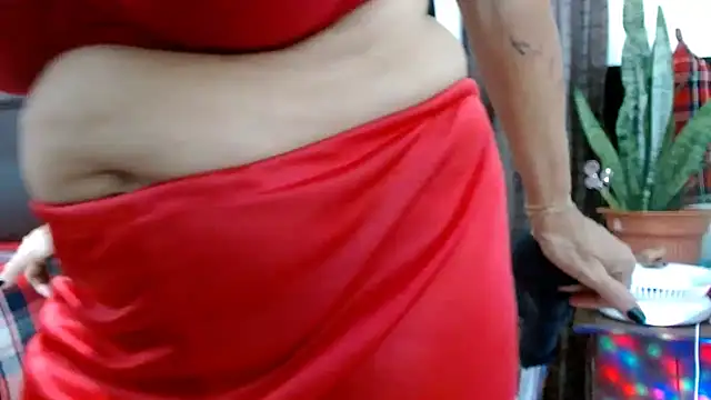 Snapshot of jenny_milf69 chatting on 01-16-26, 02:21 jenny milf69 online show from 01-16-26, 02:21