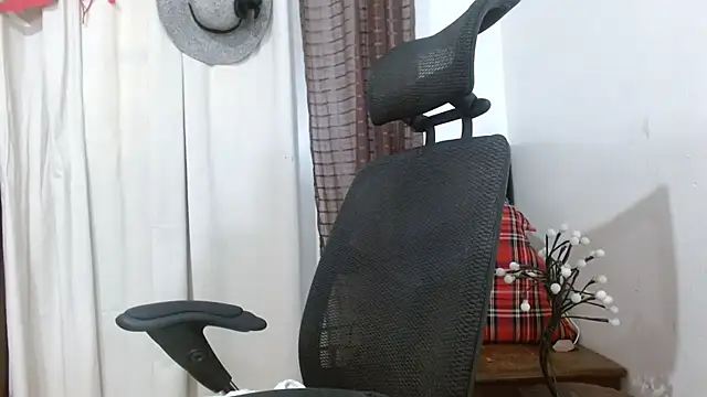 Snapshot of jenny_milf69 chatting on 02-24-26, 02:26 jenny milf69 online show from 02-24-26, 02:26