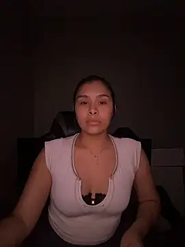 cowgirl696968 online show from 05-22-26, 05:58