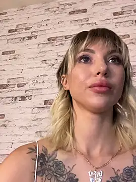 Snapshot of TeaseBabeXXX chatting on 06-07-26, 10:24 TeaseBabeXXX online show from 06-07-26, 10:24