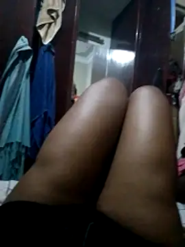 Snapshot of sexy_slut22 chatting on 05-19-26, 05:52 sexy slut22 online show from 05-19-26, 05:52