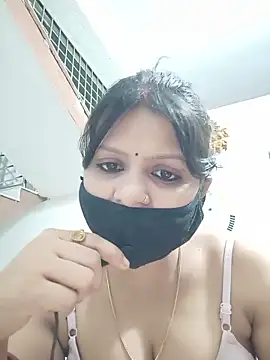 Snapshot of ZOYA-STRIP chatting on 06-10-26, 05:23 ZOYA-STRIP online show from 06-10-26, 05:23