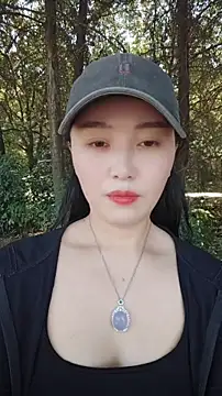 Snapshot of lylxili chatting on 06-12-26, 06:12 lylxili online show from 06-12-26, 06:12