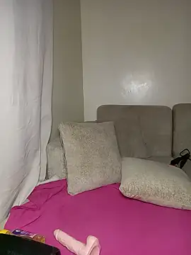 Snapshot of prettymissrose chatting on 07-19-26, 01:37 prettymissrose online show from 07-19-26, 01:37
