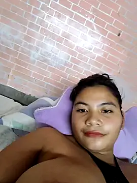 Snapshot of lady_soda chatting on 06-25-26, 01:27 lady soda online show from 06-25-26, 01:27