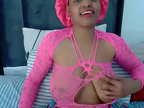 HugeMelons11 online show from 06-25-26, 08:41