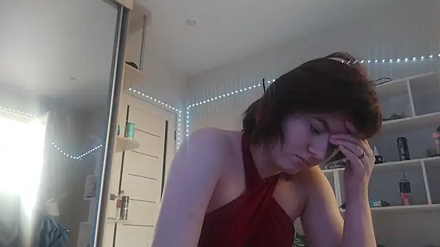 Snapshot of Ewayderbe chatting on 06-15-26, 08:05 Ewayderbe online show from 06-15-26, 08:05