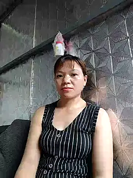 Snapshot of lya_sexyy chatting on 05-20-26, 02:51 lya sexyy online show from 05-20-26, 02:51