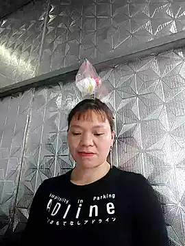Snapshot of lya_sexyy chatting on 05-21-26, 10:44 lya sexyy online show from 05-21-26, 10:44
