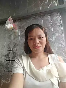 Snapshot of lya_sexyy chatting on 06-05-26, 10:37 lya sexyy online show from 06-05-26, 10:37