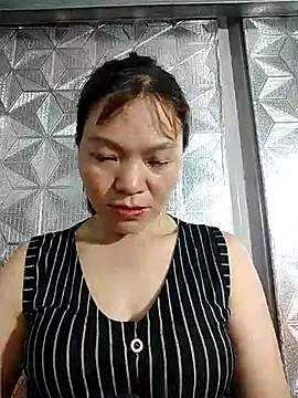 Snapshot of lya_sexyy chatting on 06-14-26, 03:58 lya sexyy online show from 06-14-26, 03:58