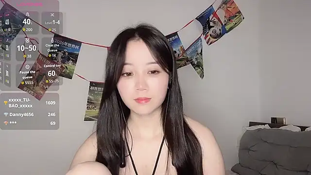 Snapshot of 77-Vicky chatting on 07-06-26, 04:20 77-Vicky online show from 07-06-26, 04:20