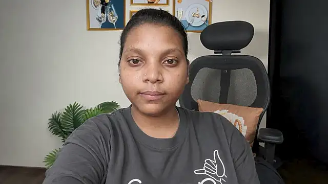 jiyahot62 online show from 05-18-26, 05:52
