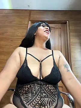 Alexia Lerner online show from 06-22-26, 08:06