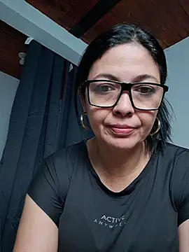 Scarlett Valnyx online show from 06-01-26, 01:02