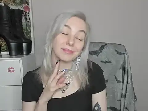 velvetanne online show from 06-23-26, 06:33