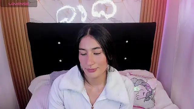 Sara Sweet03 online show from 05-19-26, 06:03