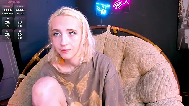 Elen  Moore online show from 06-14-26, 10:39