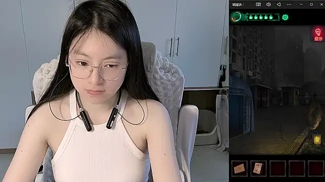 Snapshot of Erya-369 chatting on 05-27-26, 09:39 Erya-369 online show from 05-27-26, 09:39