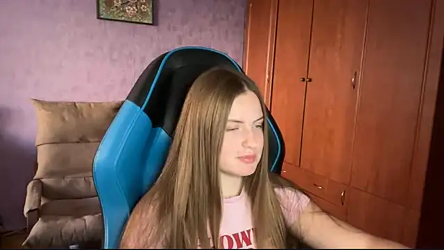 SilkSinner  online show from 06-04-26, 04:13