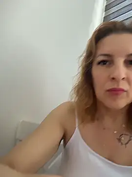 Hot-Milf4U online show from 06-19-26, 06:40