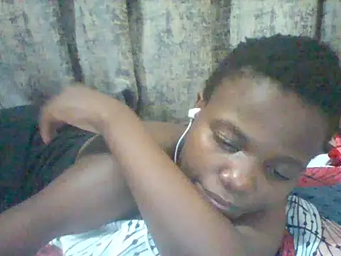 Snapshot of tina_2030 chatting on 06-28-26, 05:41 tina 2030 online show from 06-28-26, 05:41