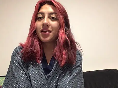 Emma Cut online show from 06-09-26, 09:10