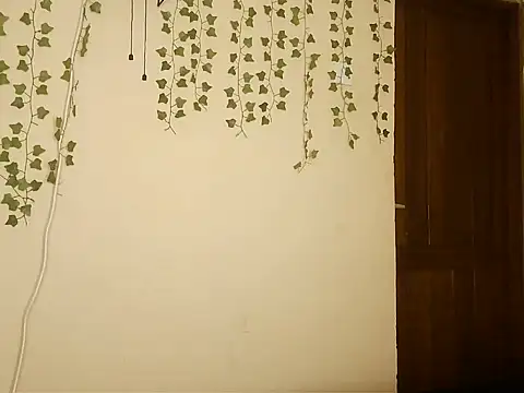 Snapshot of Miragea chatting on 07-19-26, 02:26 Miragea online show from 07-19-26, 02:26
