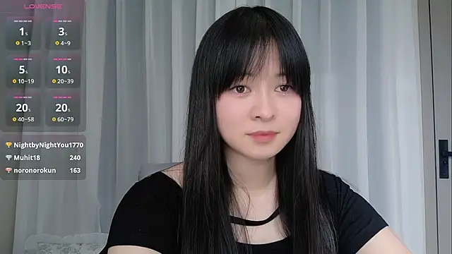 Snapshot of -piao- chatting on 06-11-26, 12:32 -piao- online show from 06-11-26, 12:32