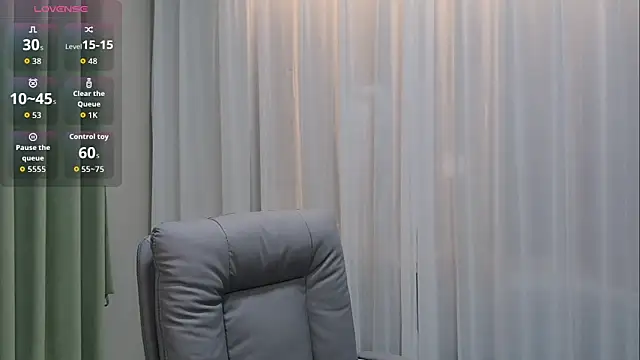 Snapshot of -piao- chatting on 06-17-26, 02:18 -piao- online show from 06-17-26, 02:18