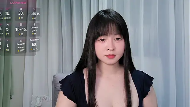 Snapshot of -piao- chatting on 06-25-26, 09:52 -piao- online show from 06-25-26, 09:52