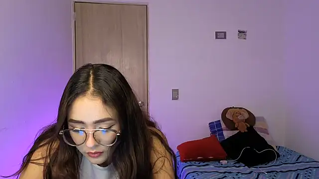 Abby hernandez online show from 06-14-26, 12:08